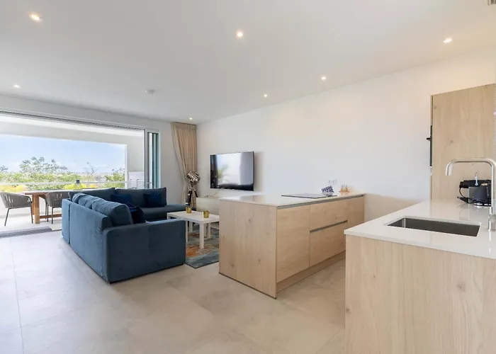 Aquamarine At Blue Bay Beach & Golf Resort